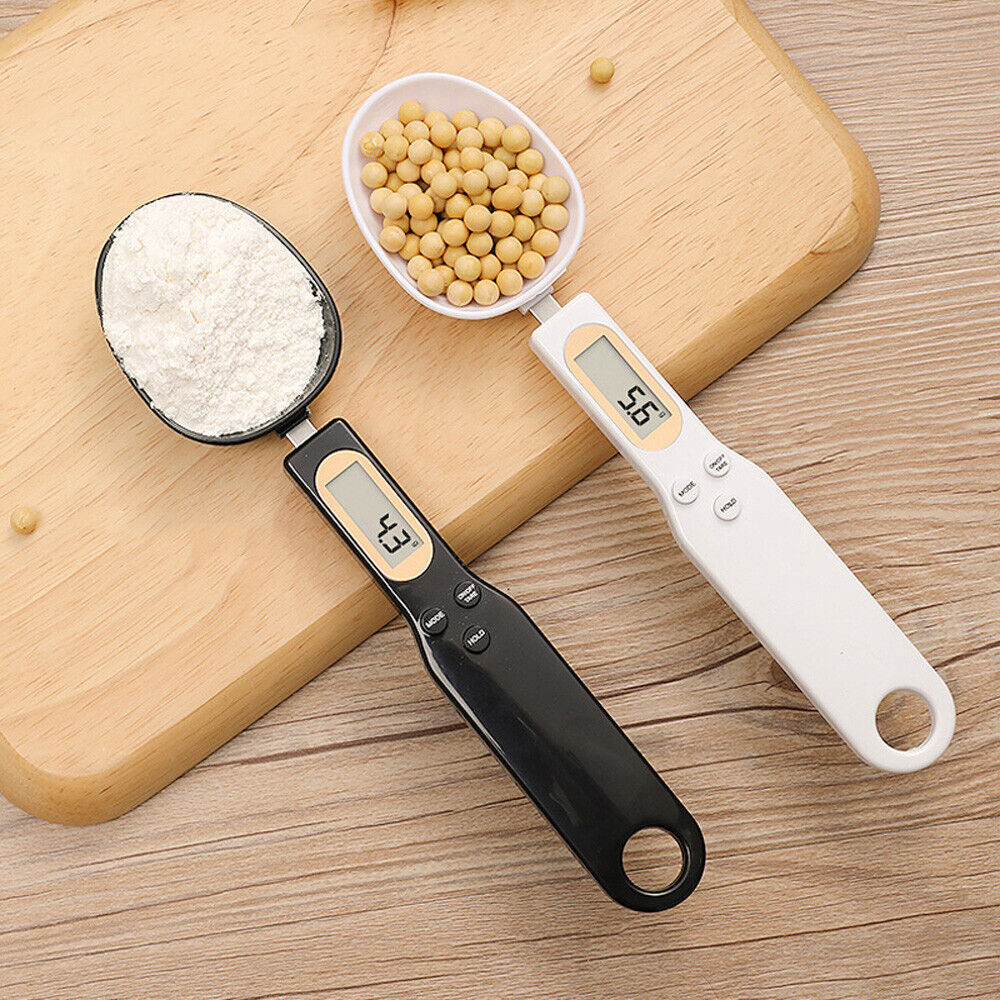 Spark and Find™ LCD Digital Kitchen Scale Spoon - Making weighing easy