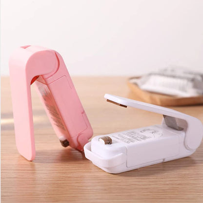 Spark and Find™ Mini Heat Sealer - Freshness sealed