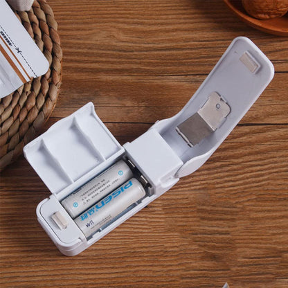 Spark and Find™ Mini Heat Sealer - Freshness sealed